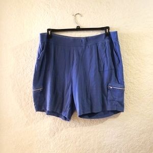 Blue Jersey knit cargo short with 4 pockets